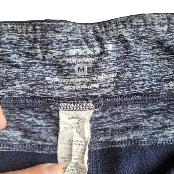 Brooks For Women Relaxed Leg Athletic Pants - Picture 3 of 5